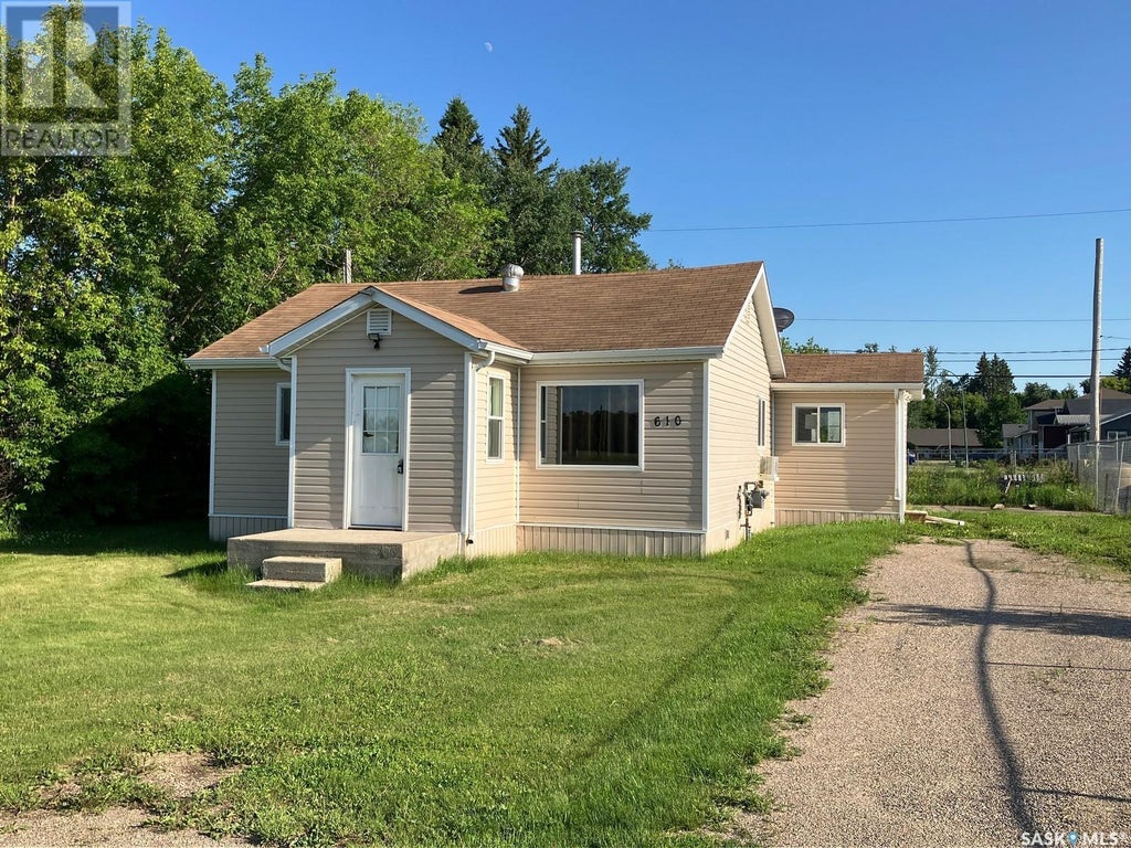610 Nipawin Road E, Nipawin