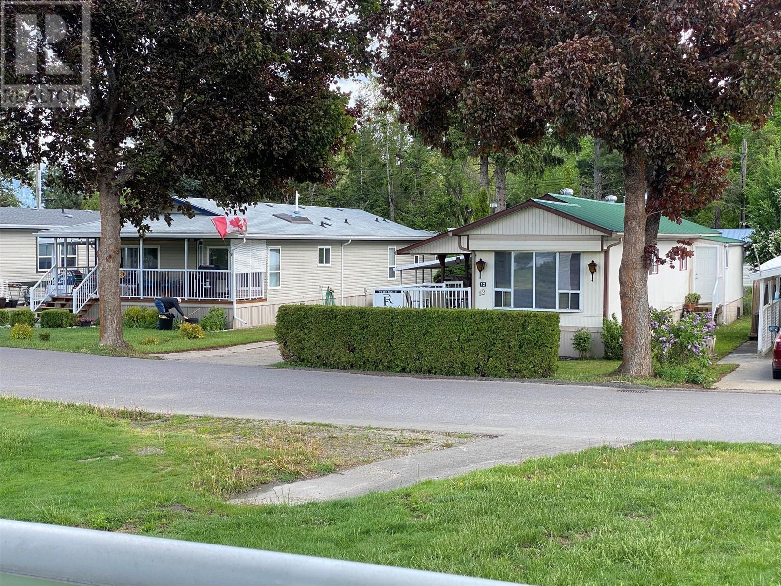 2932 Buckley Road Unit# 12. Sorrento, British Columbia