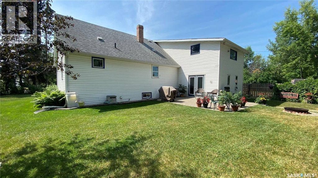 1007 110th Avenue, Tisdale