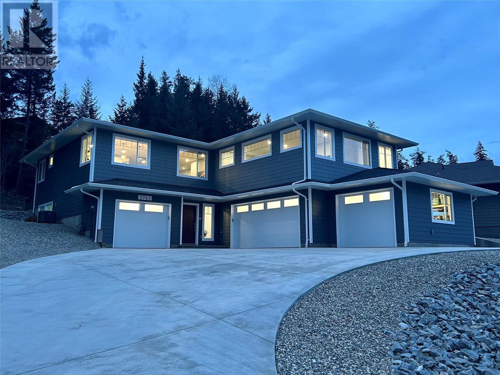 2763 Valleyview Drive. Blind Bay, British Columbia