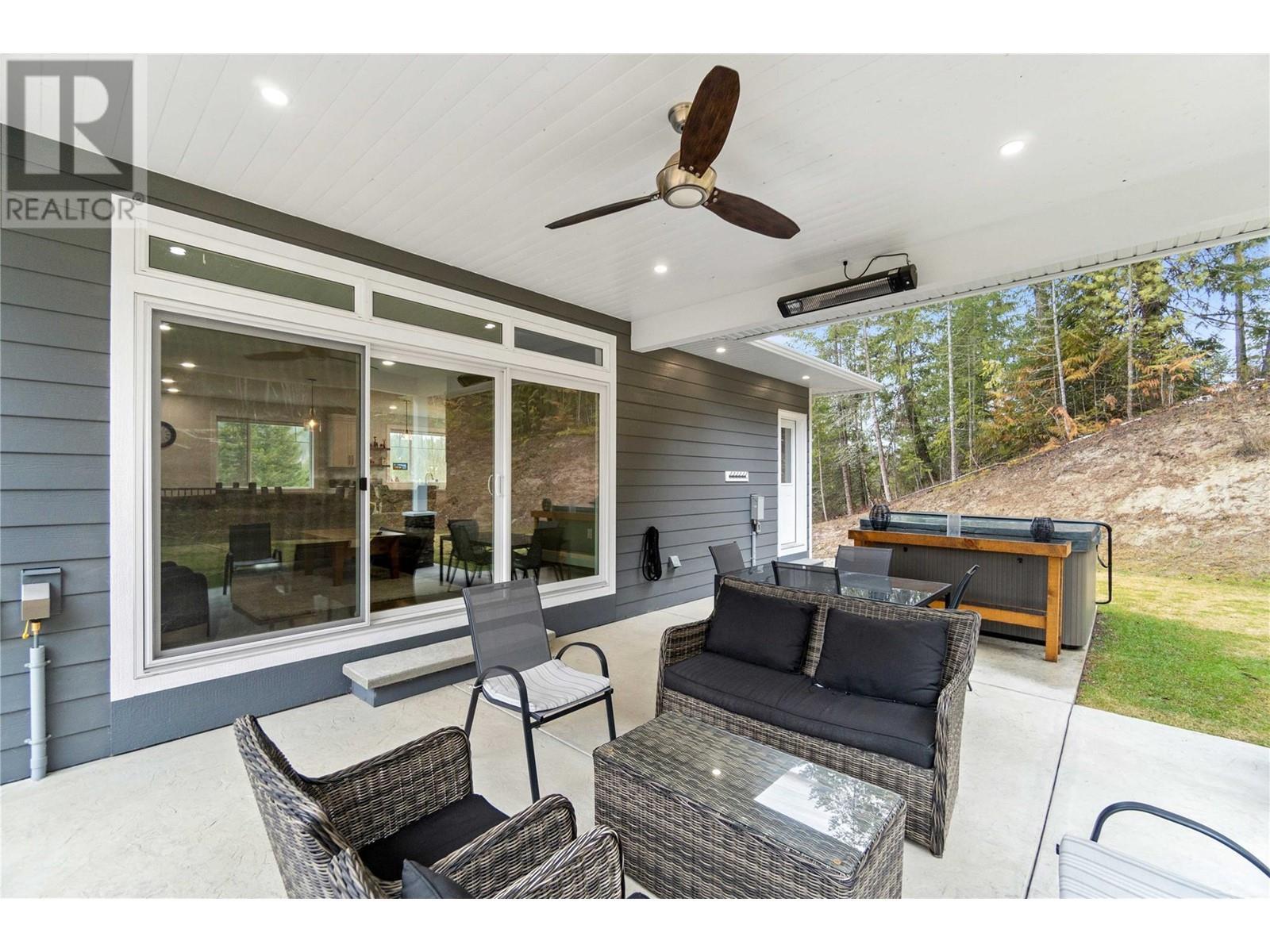 2763 Valleyview Drive. Blind Bay, British Columbia