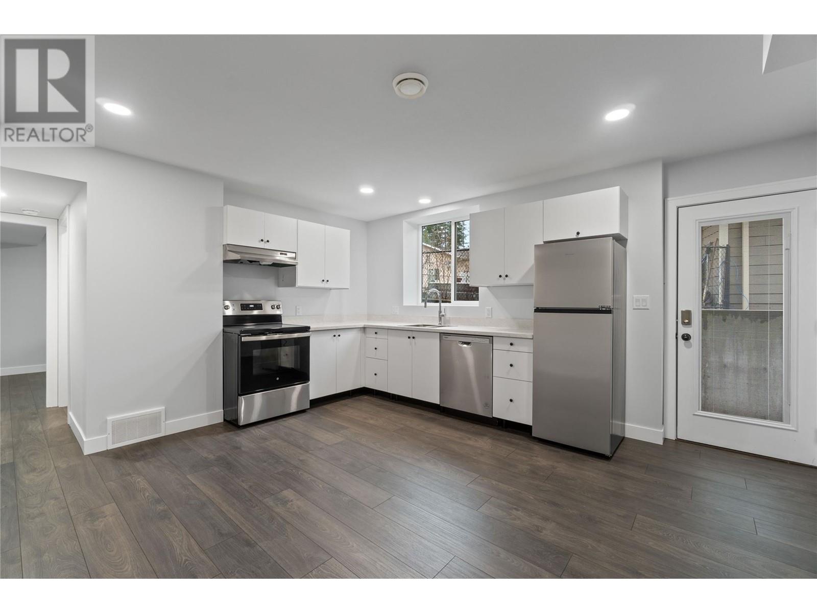 2763 Valleyview Drive. Blind Bay, British Columbia