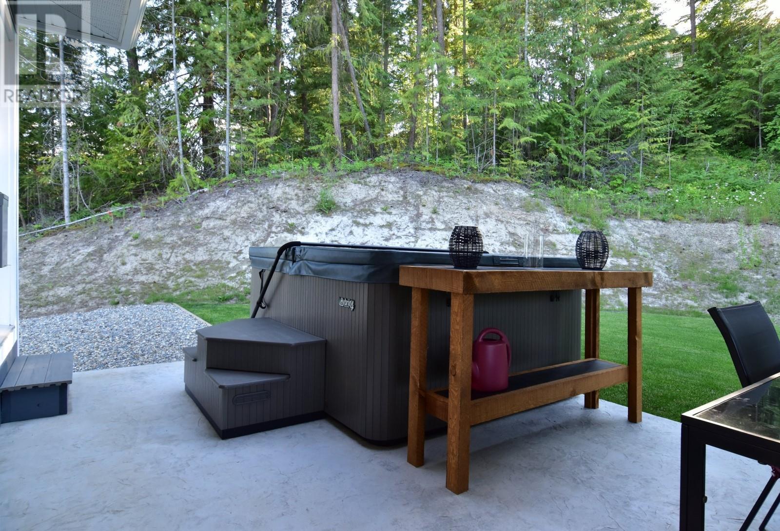 2763 Valleyview Drive. Blind Bay, British Columbia