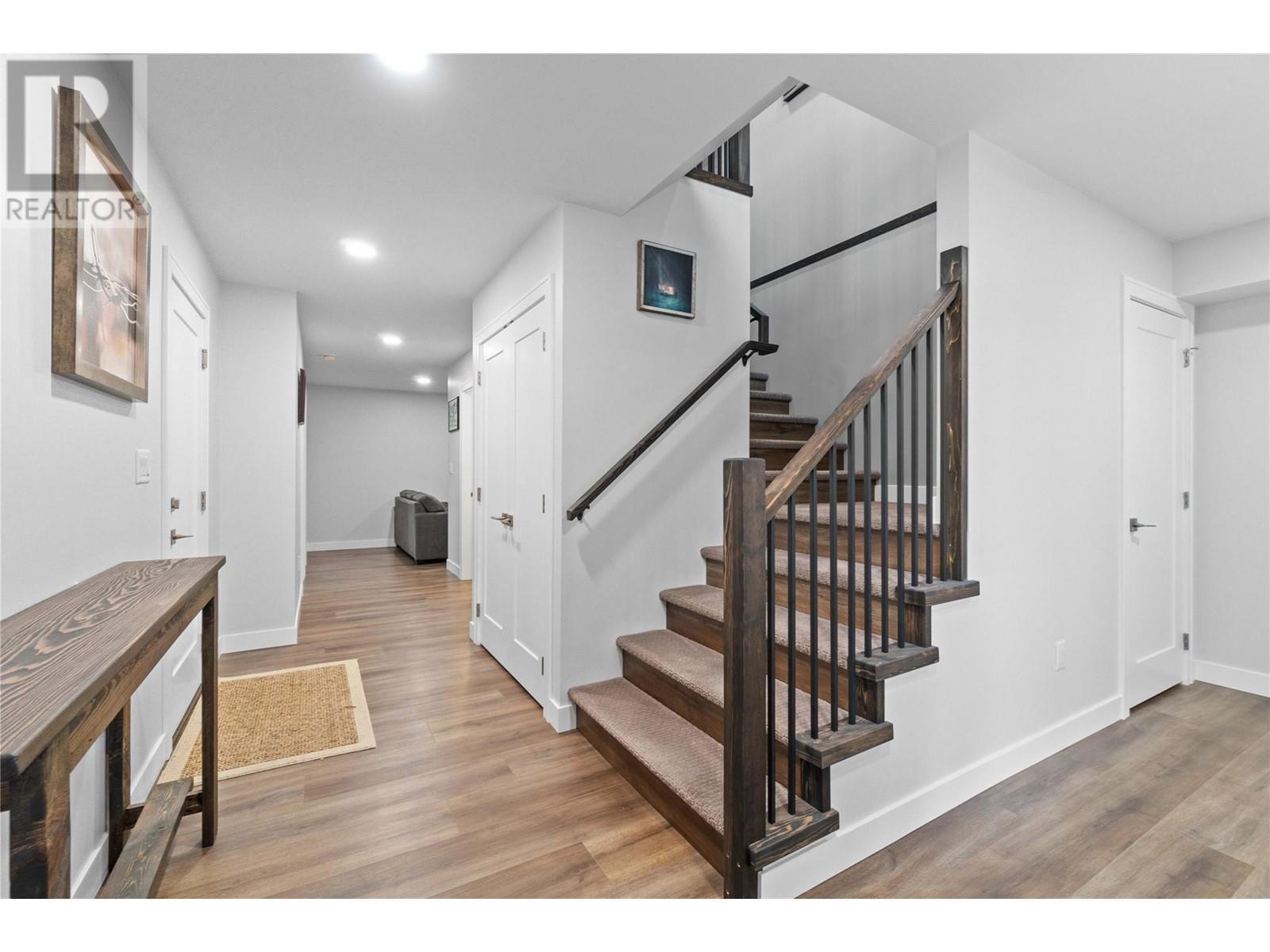 2763 Valleyview Drive. Blind Bay, British Columbia