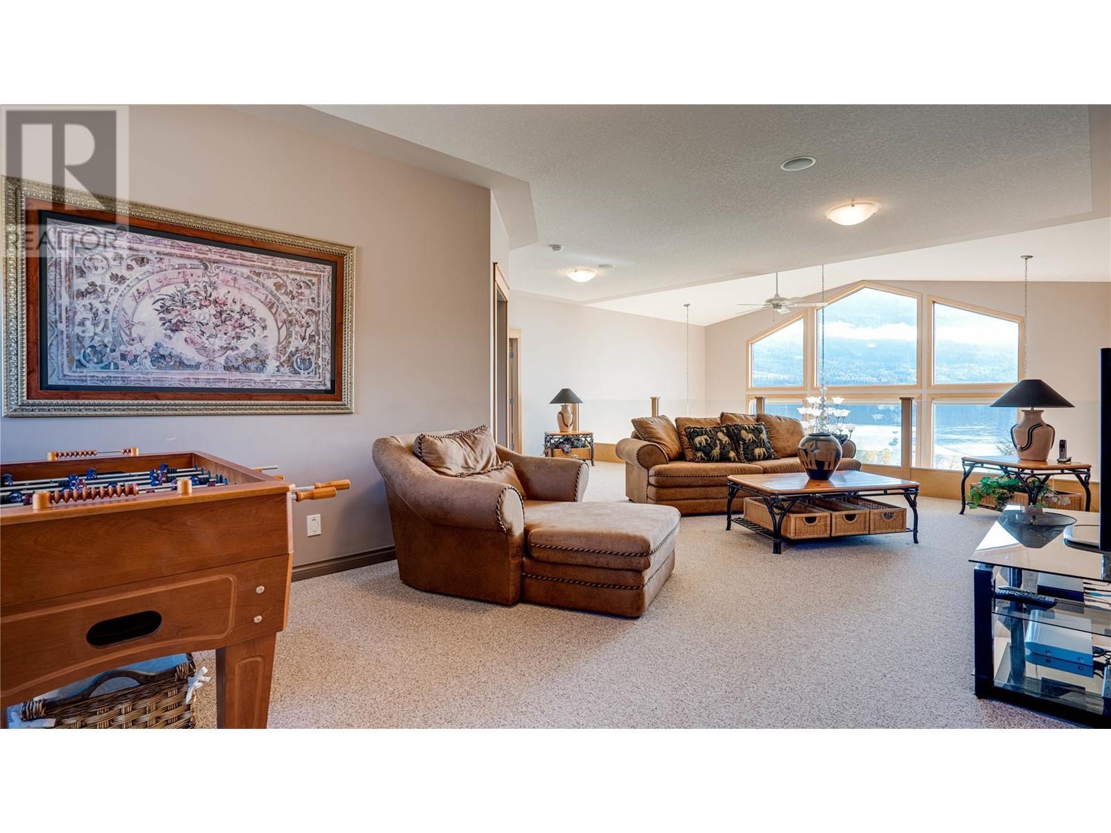 3473 Lakeview Place Unit# 203. Enderby, British Columbia