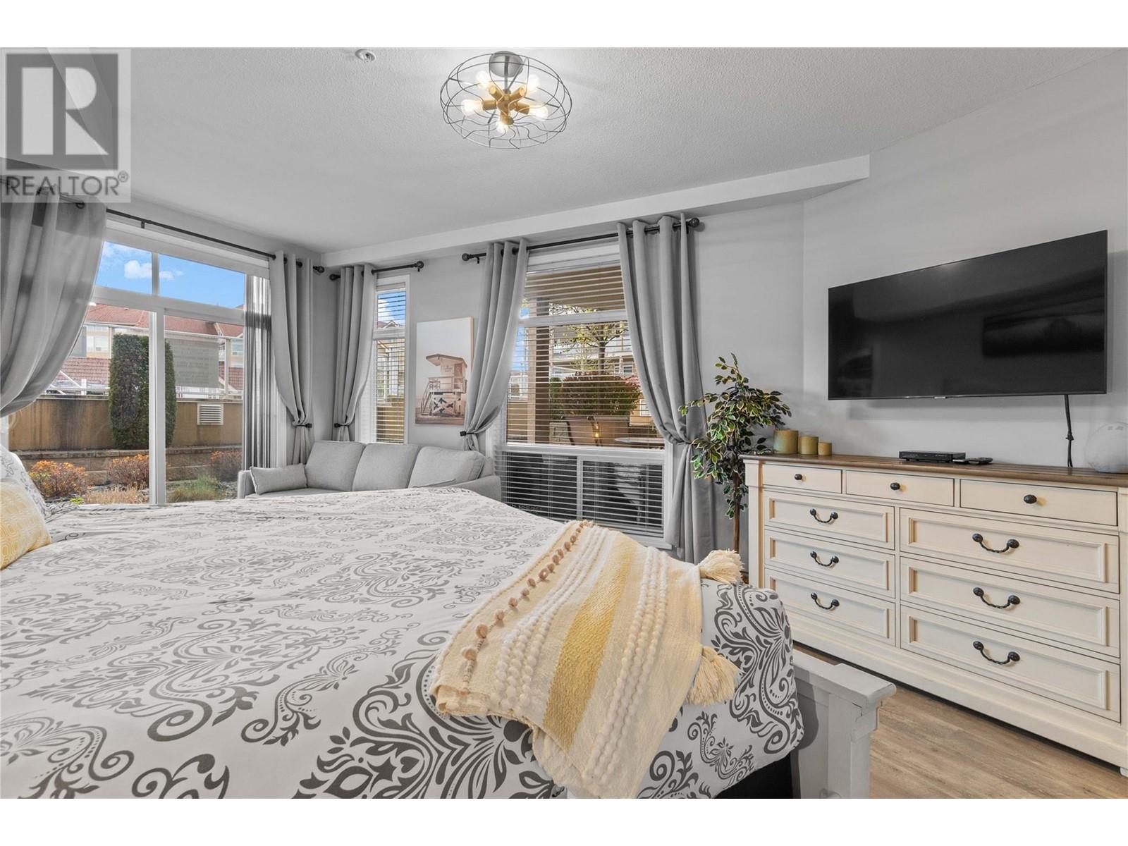 1088 Sunset Drive Unit# 331. Kelowna, British Columbia