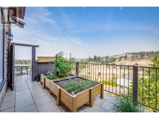 375 Trumpeter Court. Kelowna, British Columbia