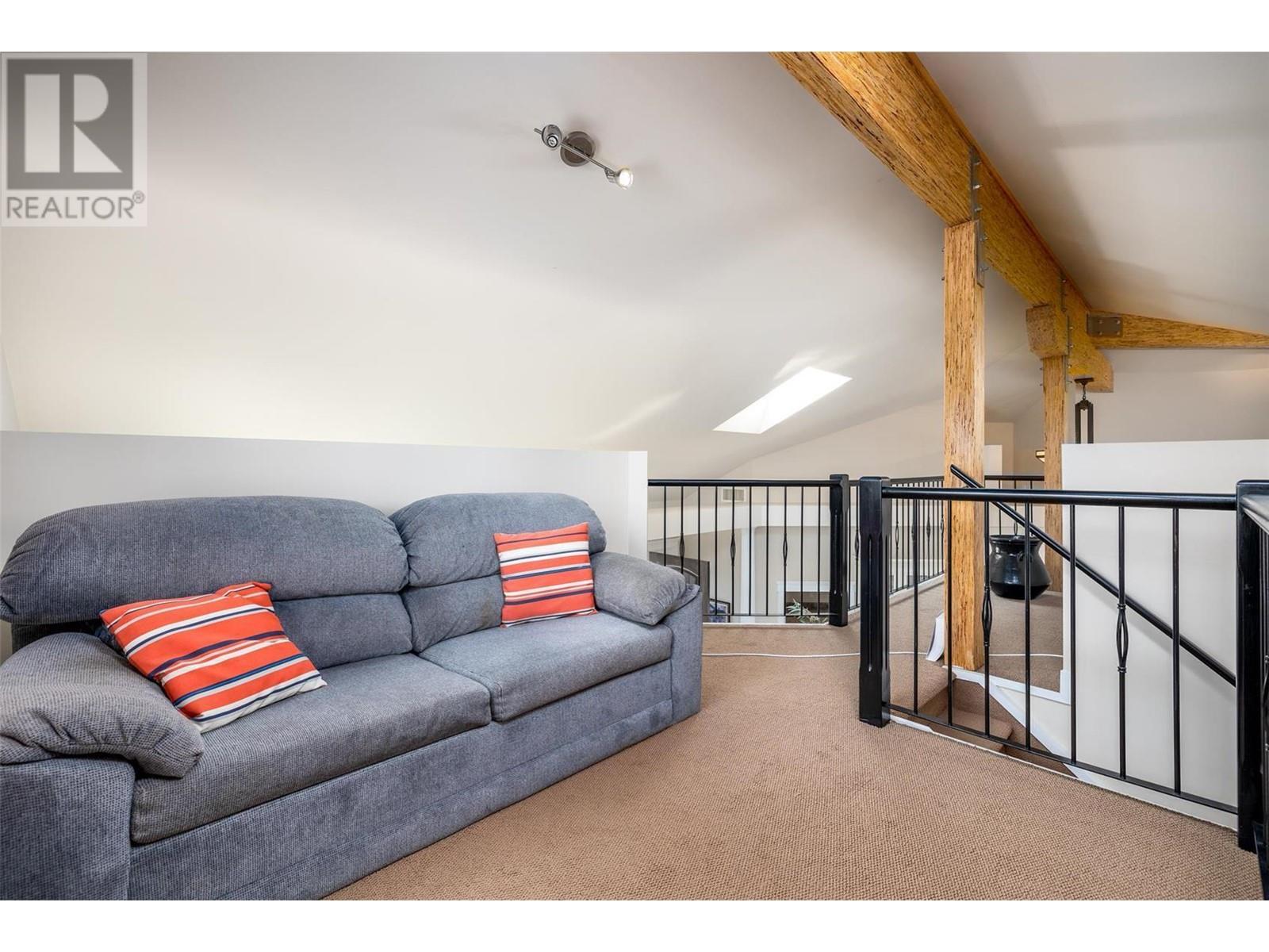 375 Trumpeter Court. Kelowna, British Columbia