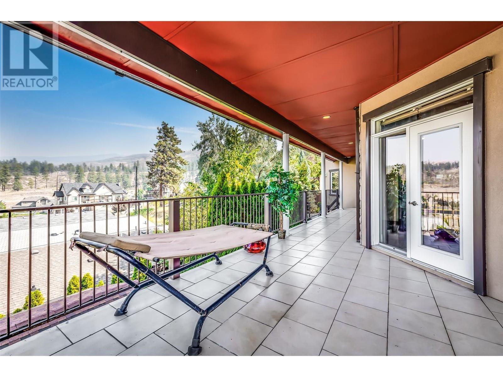 375 Trumpeter Court. Kelowna, British Columbia