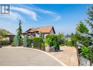 375 Trumpeter Court. Kelowna, British Columbia