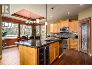 27 Birdie Lake Drive Unit# 4. Vernon, British Columbia