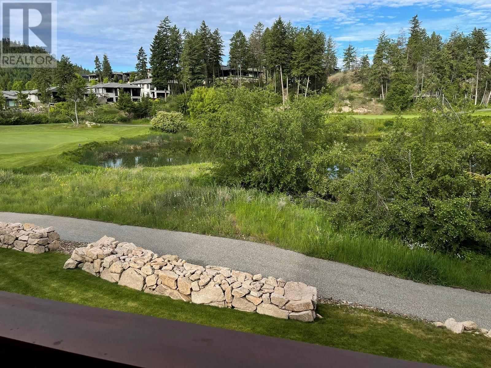 27 Birdie Lake Drive Unit# 4. Vernon, British Columbia