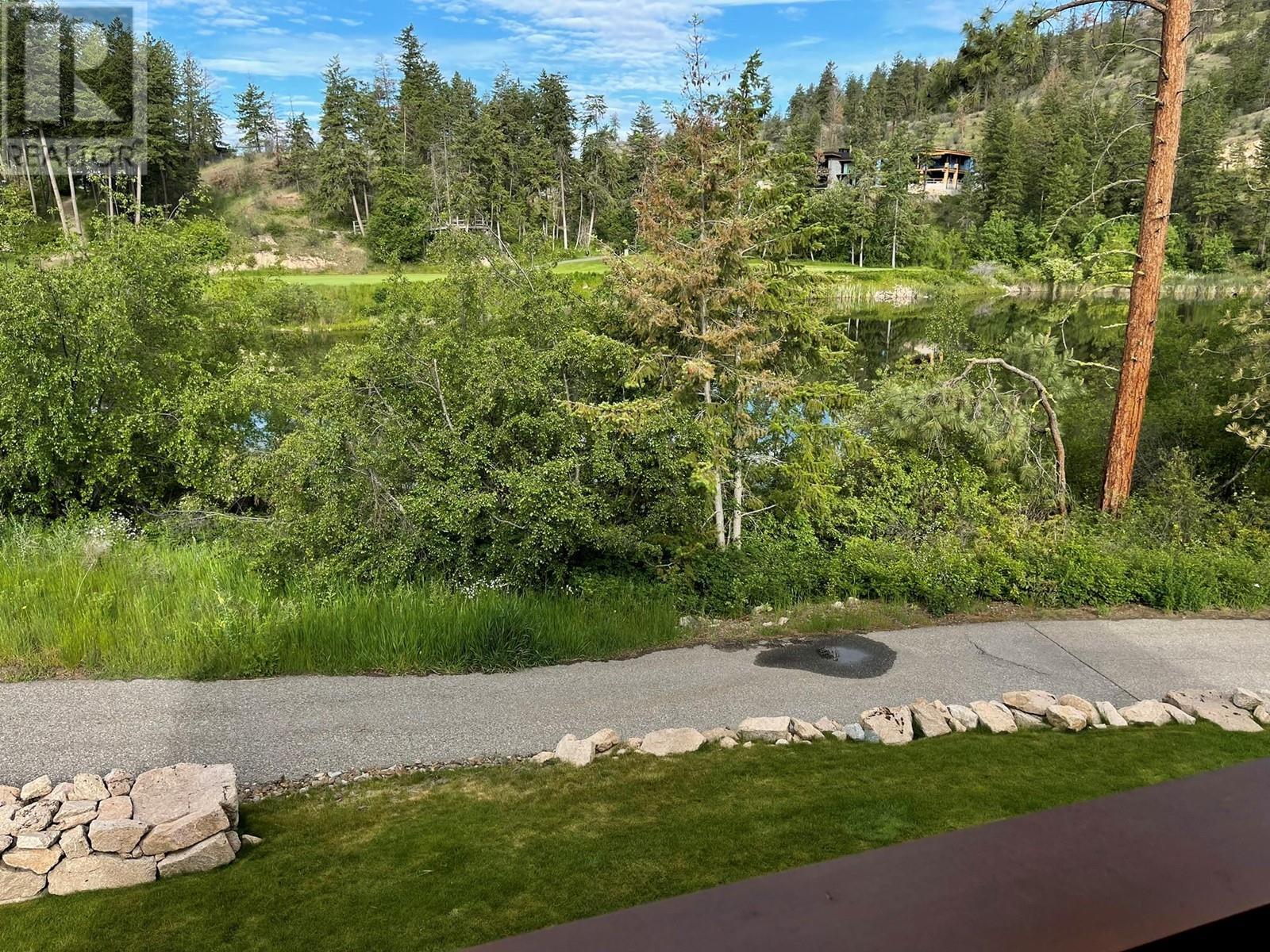 27 Birdie Lake Drive Unit# 4. Vernon, British Columbia