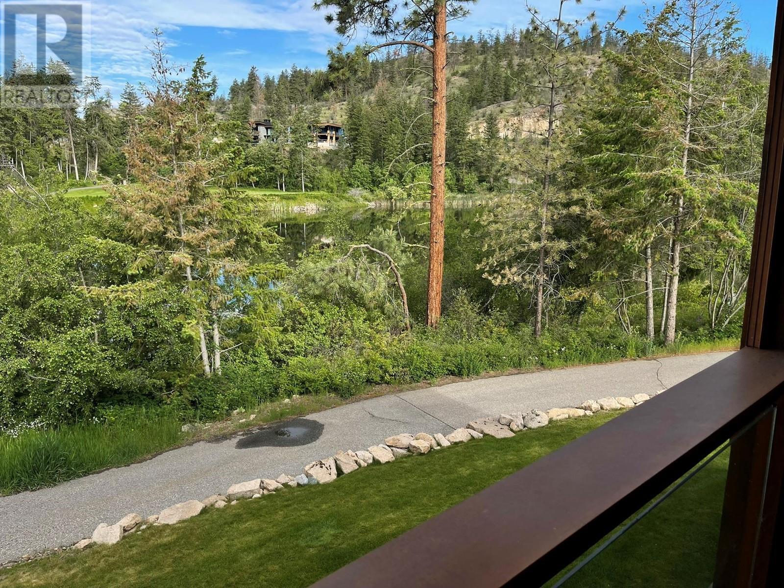 27 Birdie Lake Drive Unit# 4. Vernon, British Columbia