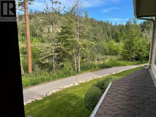 27 Birdie Lake Drive Unit# 4. Vernon, British Columbia