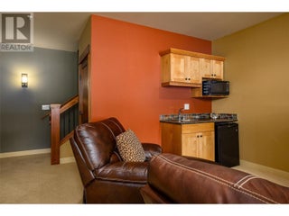 27 Birdie Lake Drive Unit# 4. Vernon, British Columbia