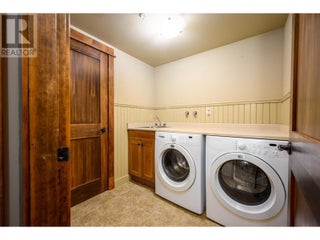 27 Birdie Lake Drive Unit# 4. Vernon, British Columbia