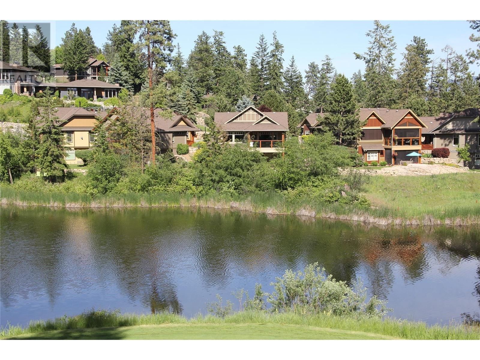 27 Birdie Lake Drive Unit# 4. Vernon, British Columbia