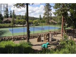 27 Birdie Lake Drive Unit# 4. Vernon, British Columbia