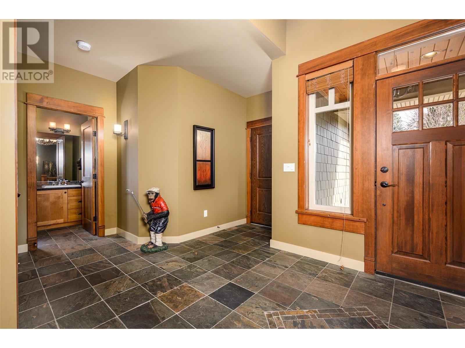 27 Birdie Lake Drive Unit# 4. Vernon, British Columbia