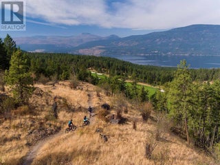 27 Birdie Lake Drive Unit# 4. Vernon, British Columbia