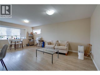 3411 18 Avenue Unit# A&b. Vernon, British Columbia