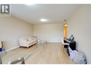 3411 18 Avenue Unit# A&b. Vernon, British Columbia