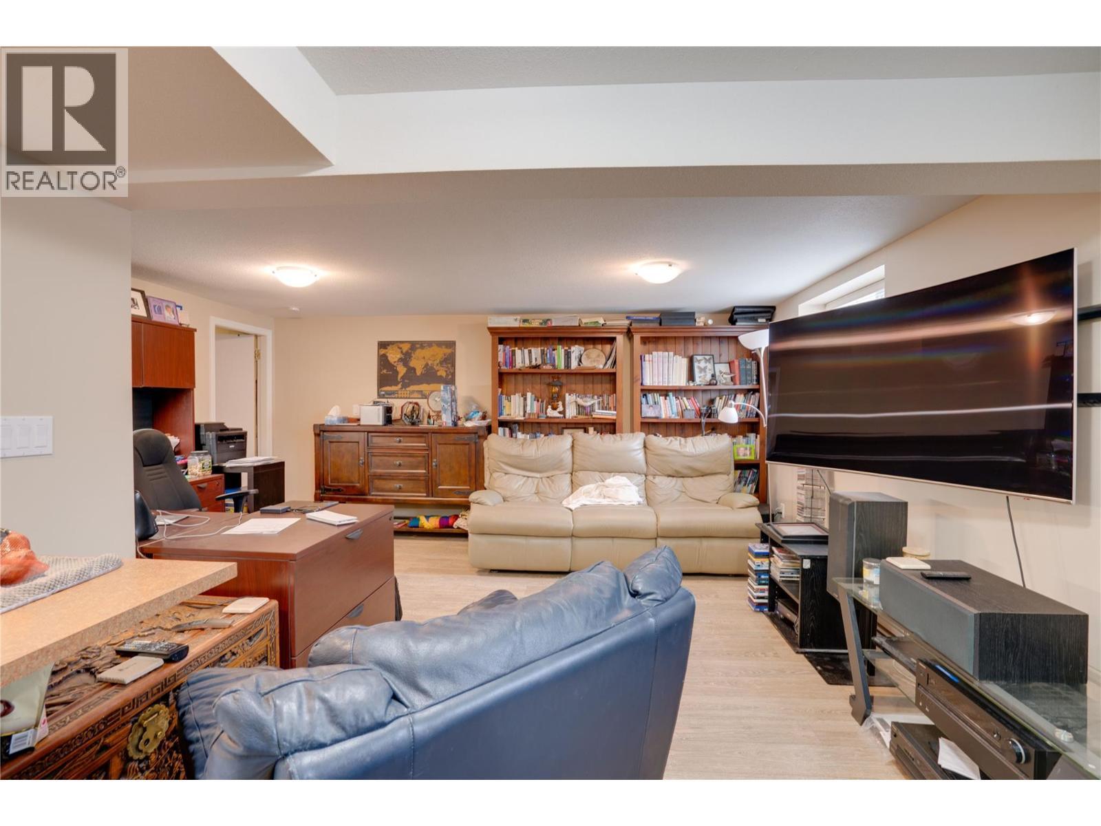 3411 18 Avenue Unit# A&b. Vernon, British Columbia