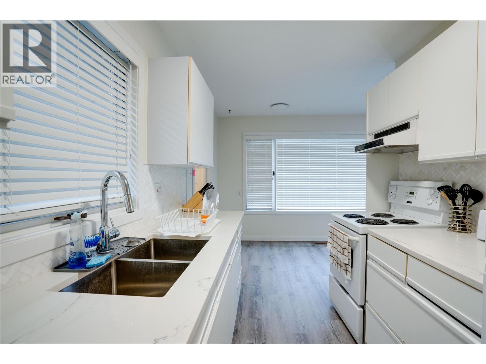 3411 18 Avenue Unit# A&b. Vernon, British Columbia