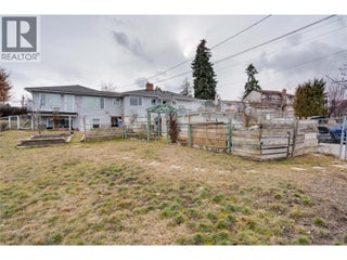 3411 18 Avenue Unit# A&b. Vernon, British Columbia