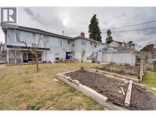 3411 18 Avenue Unit# A&b. Vernon, British Columbia