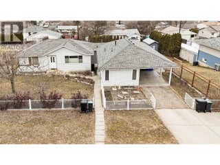 3411 18 Avenue Unit# A&b. Vernon, British Columbia