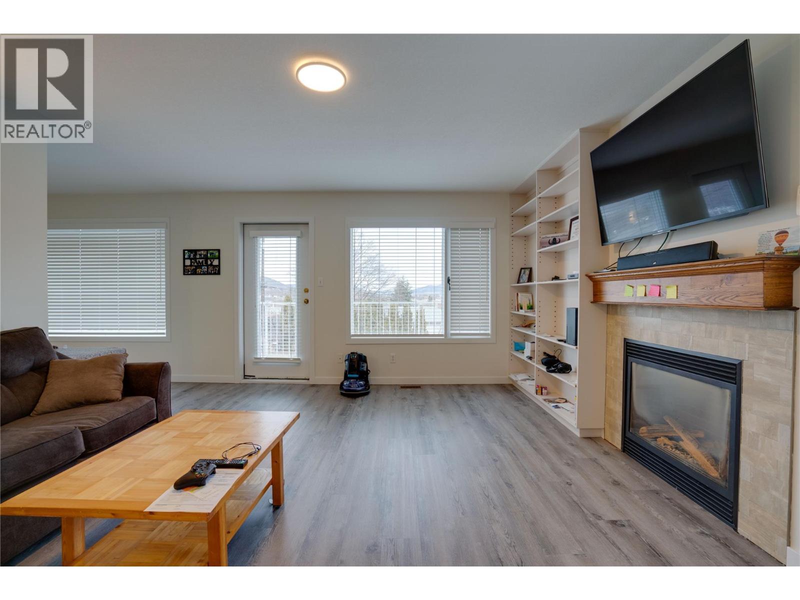 3411 18 Avenue Unit# A&b. Vernon, British Columbia