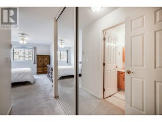 1055 Lawrence Avenue Unit# 102. Kelowna, British Columbia