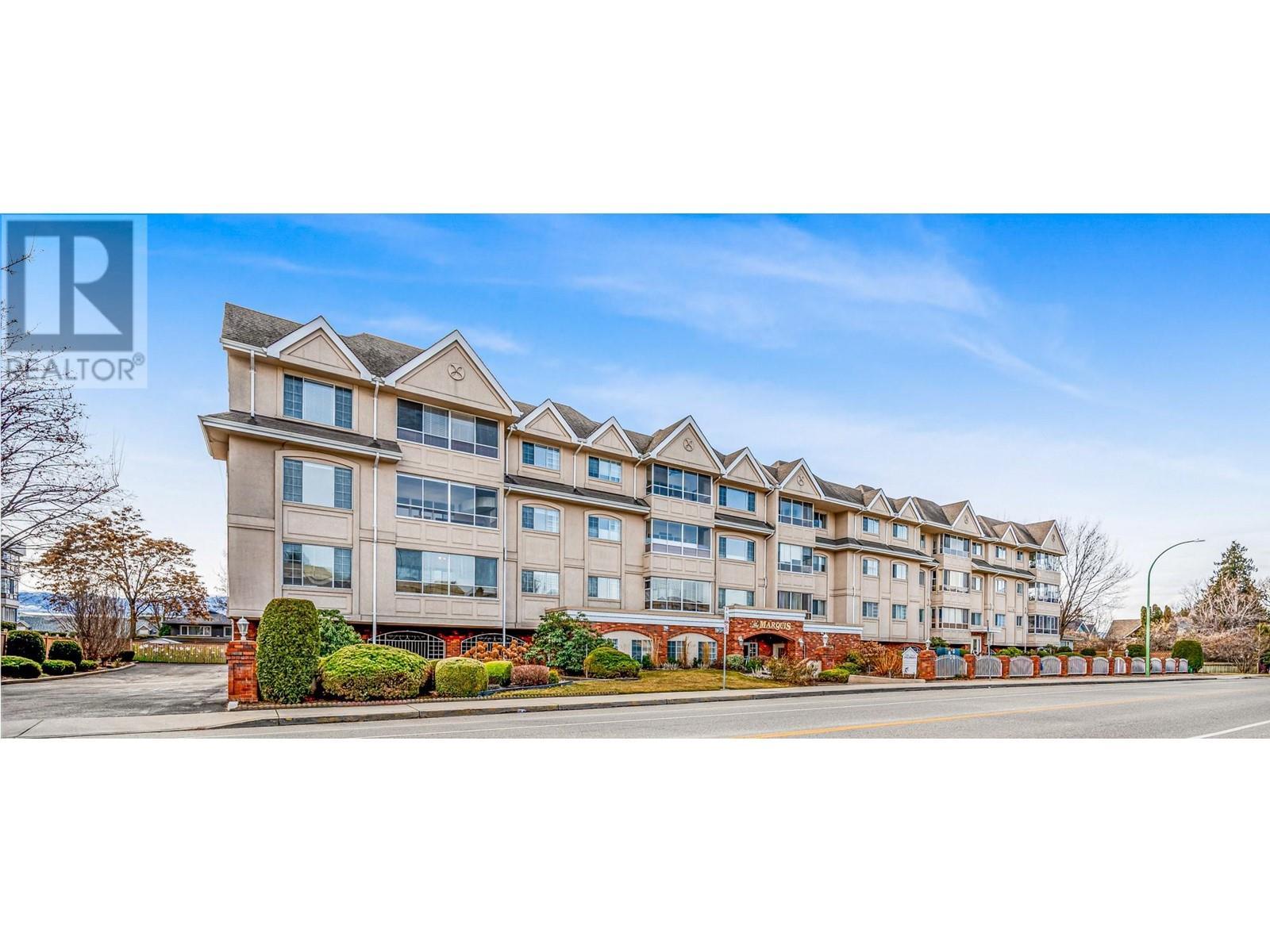 1055 Lawrence Avenue Unit# 102. Kelowna, British Columbia
