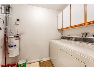 1055 Lawrence Avenue Unit# 102. Kelowna, British Columbia