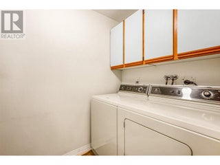 1055 Lawrence Avenue Unit# 102. Kelowna, British Columbia