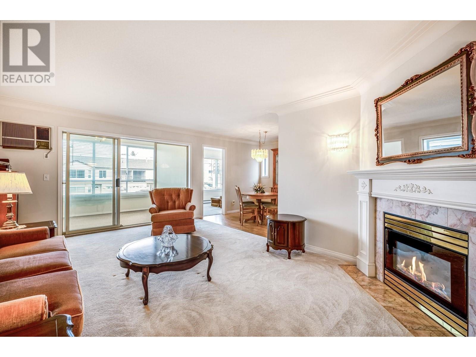 1055 Lawrence Avenue Unit# 102. Kelowna, British Columbia