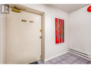 1055 Lawrence Avenue Unit# 102. Kelowna, British Columbia