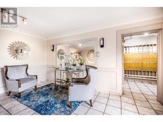 1055 Lawrence Avenue Unit# 102. Kelowna, British Columbia