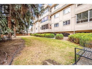 1055 Lawrence Avenue Unit# 102. Kelowna, British Columbia