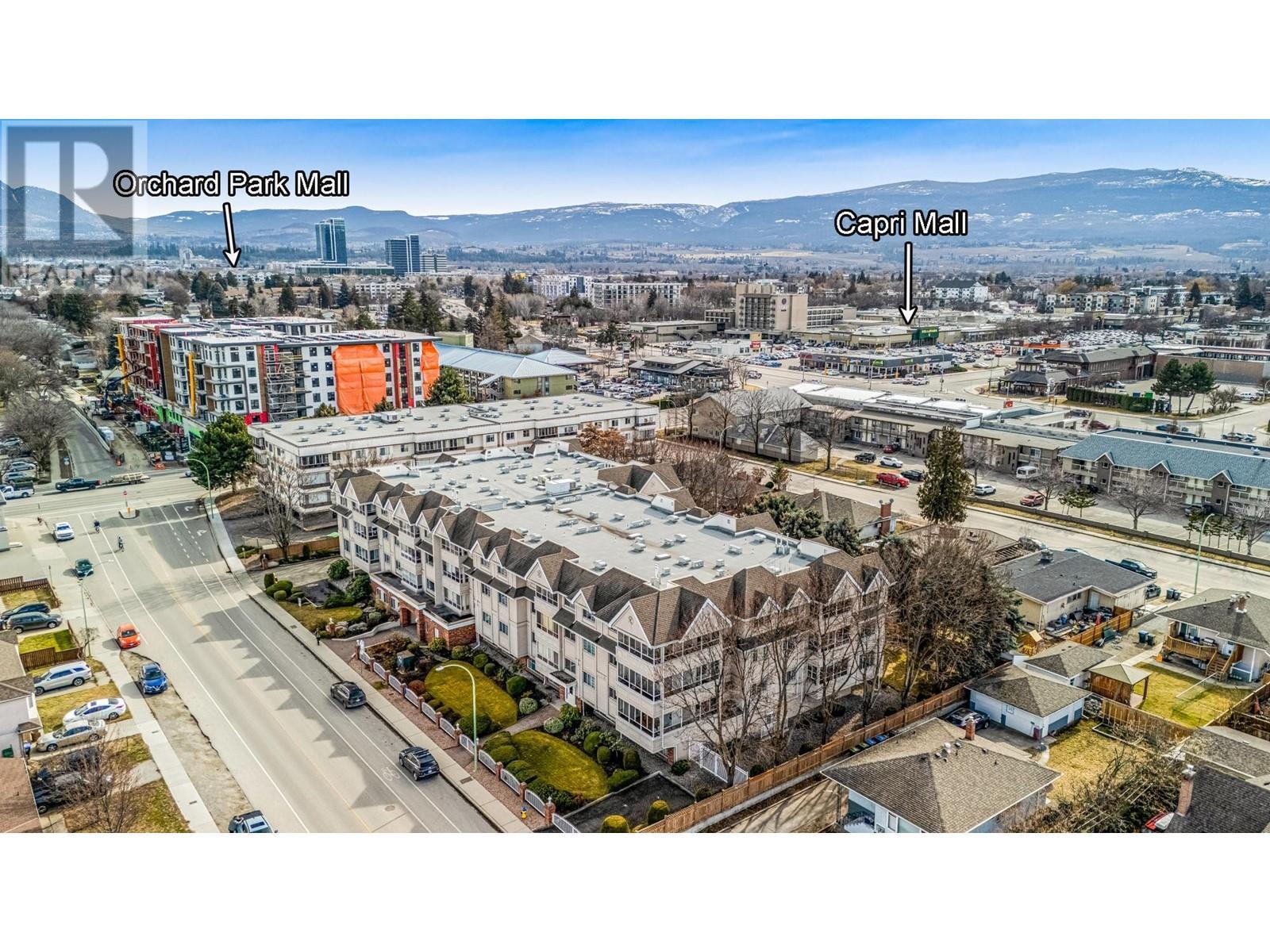 1055 Lawrence Avenue Unit# 102. Kelowna, British Columbia