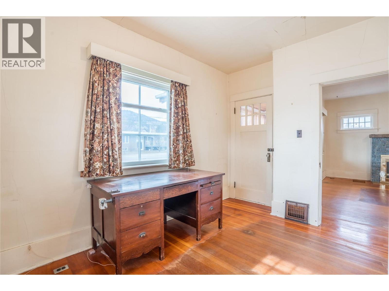 14207 Victoria Road N. Summerland, British Columbia