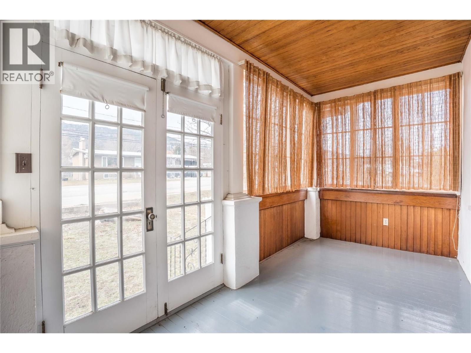 14207 Victoria Road N. Summerland, British Columbia