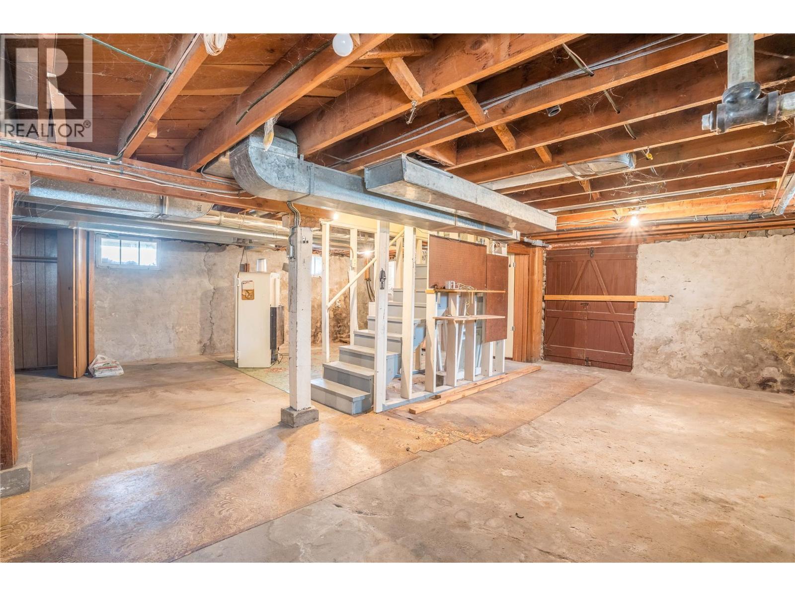 14207 Victoria Road N. Summerland, British Columbia