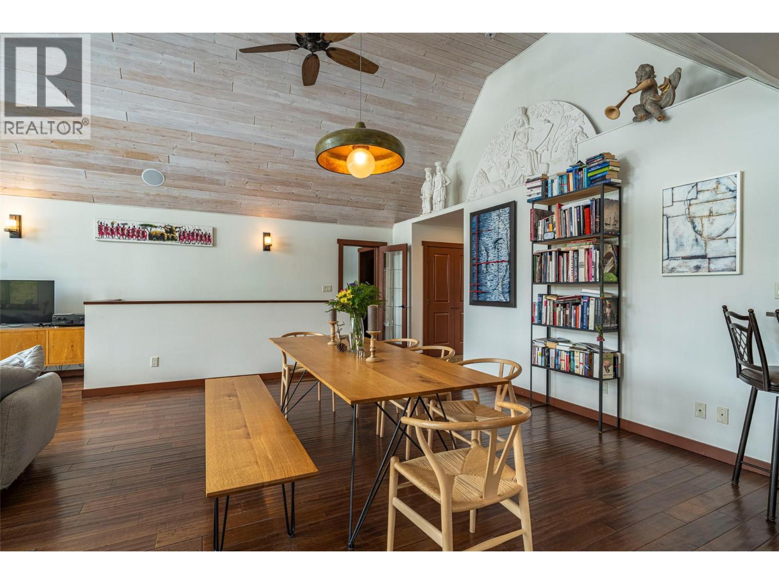 1433 Sugar Lake Road. Cherryville, British Columbia