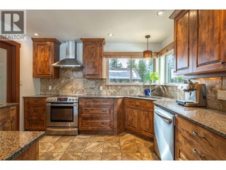 1433 Sugar Lake Road. Cherryville, British Columbia