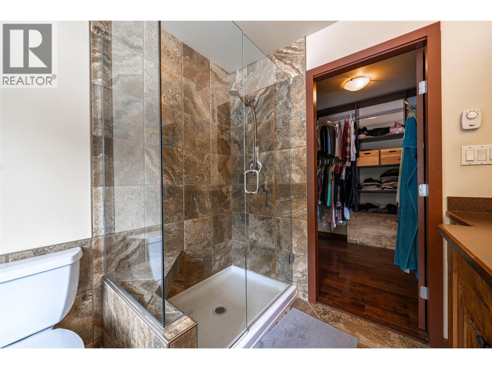 1433 Sugar Lake Road. Cherryville, British Columbia