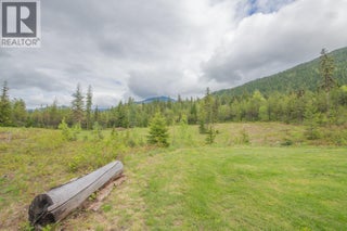1433 Sugar Lake Road. Cherryville, British Columbia