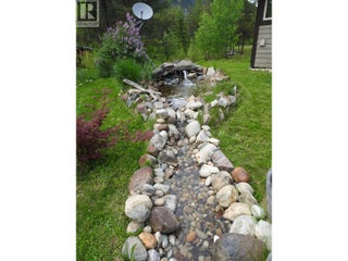 1433 Sugar Lake Road. Cherryville, British Columbia